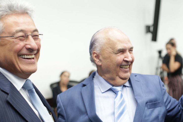 Deputado Hashioka parabeniza Londres Machado pela liderança do Governo na Alems