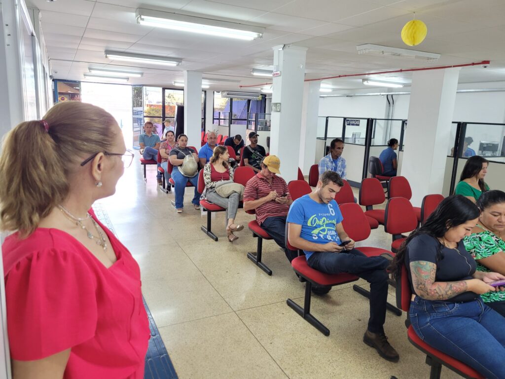 Funsat oferece mais de 1.400 vagas de emprego nesta quinta-feira