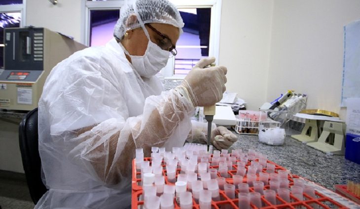 Lacen recebe certificado de qualidade laboratorial em saúde pública