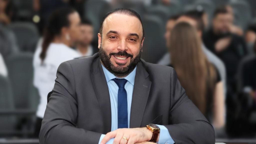 Vereador Professor Juari é reconduzido ao cargo de presidente da Comissão de Educação da Câmara