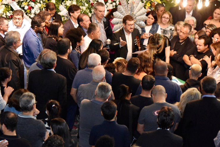 Aplausos e emoção marcam velório do deputado Amarildo Cruz na ALEMS