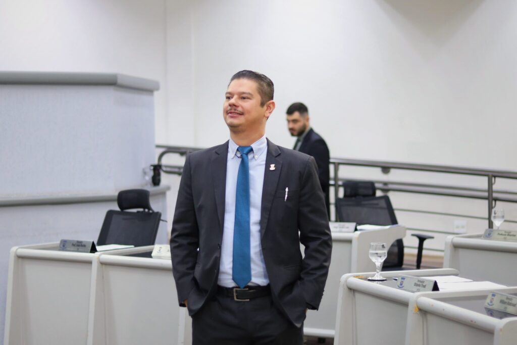 Aprovado projeto do vereador Otávio Trad que institui o Dia Municipal do Sertanejo Universitário