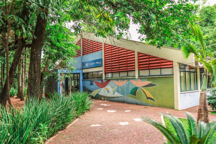 Biblioteca Municipal Anna Luiza Prado Bastos celebra 83 anos com Programação Especial