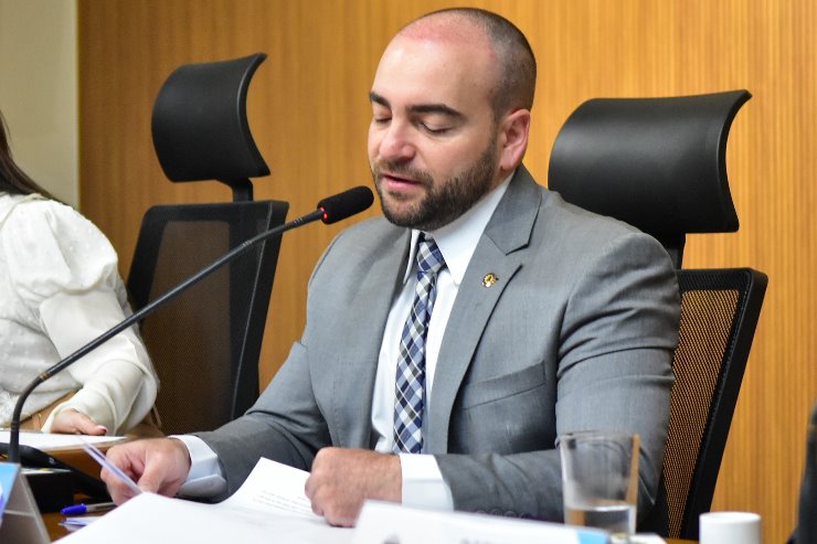 CCJR: João Mattogrosso deu parecer favorável ao PL em defesa das crianças e adolescentes