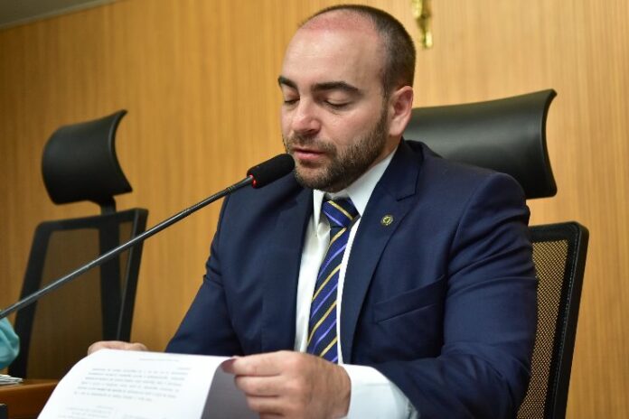 Chama o João: parlamentar integra quatro comissões da ALEMS