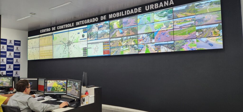Em um ano de funcionamento, CCI concentra desde o transporte coletivo até câmeras de videomonitoramento