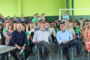 Governo inaugura reforma de escola e anuncia entrega de mais 40 nos próximos meses