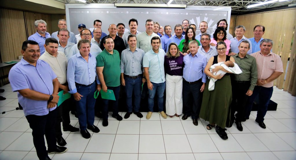Governo reforça compromisso e apoio aos municípios em reunião com 29 prefeitos