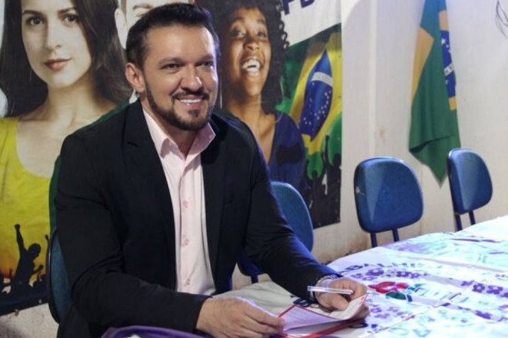 Lucas de Lima assume presidência da Comissão de Saúde