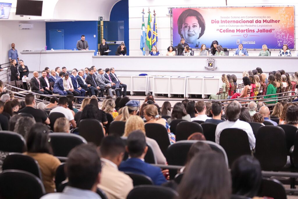 Papy homenageia mulheres atuantes na área social com a Medalha Celina Jallad