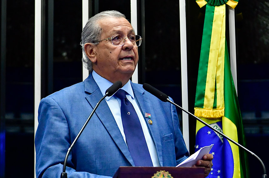 Em discurso, à tribuna, senador Jayme Campos (União-MT).