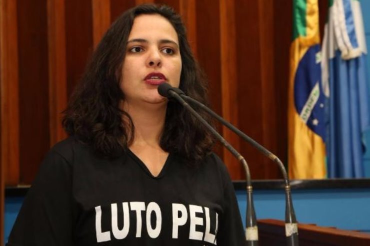 Professora Gleice Jane deverá substituir deputado Amarildo Cruz na ALEMS