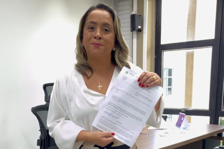 Projeto de lei de deputada inclui vítimas de violência doméstica no CNH Social