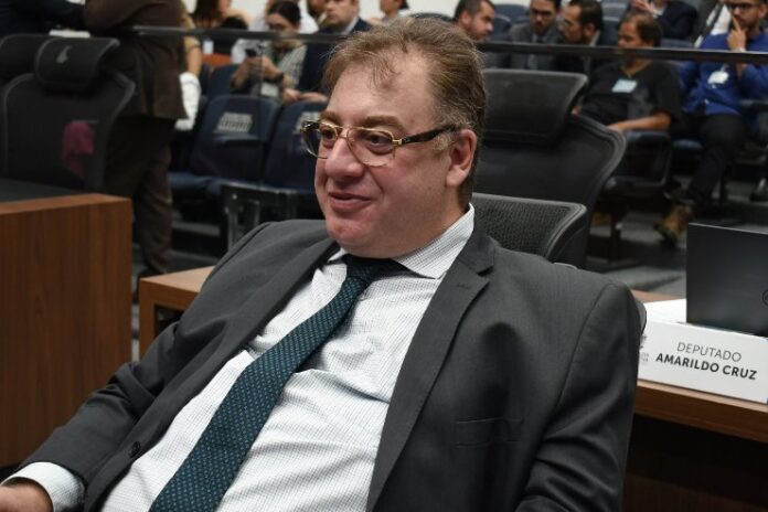 Projetos em tramitação versam sobre violência doméstica e transtornos sensoriais