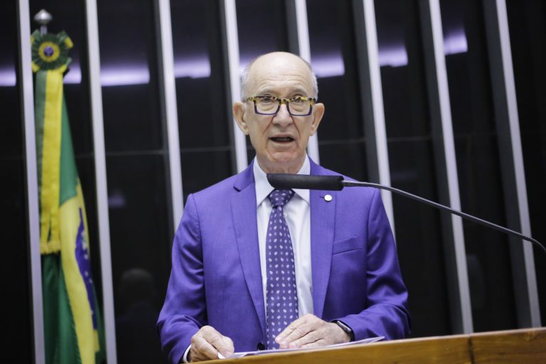 Discussão e votação de propostas. Dep. Rui Falcão PT-SP