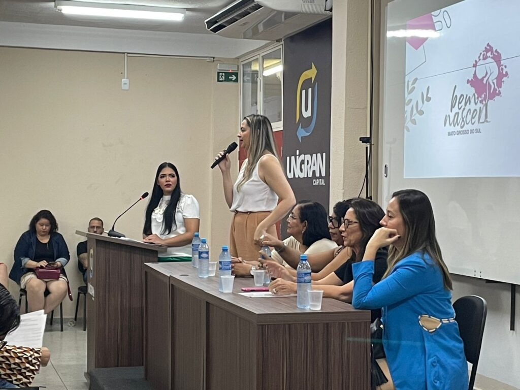 SES capacita profissionais para atendimento de mulheres vítimas de violência