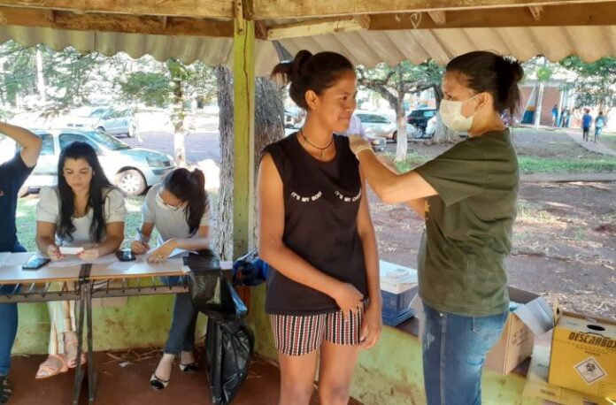 Saúde leva vacinação a indígenas das aldeias Jaguapiru e Bororó em Dourados