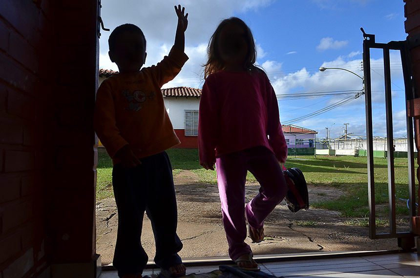 Senado pode criar comissão de proteção a crianças e adolescentes