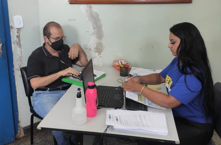 Servidores de Naviraí recebem orientação presencial sobre o Censo Previdenciário entre 13 e 21 de março
