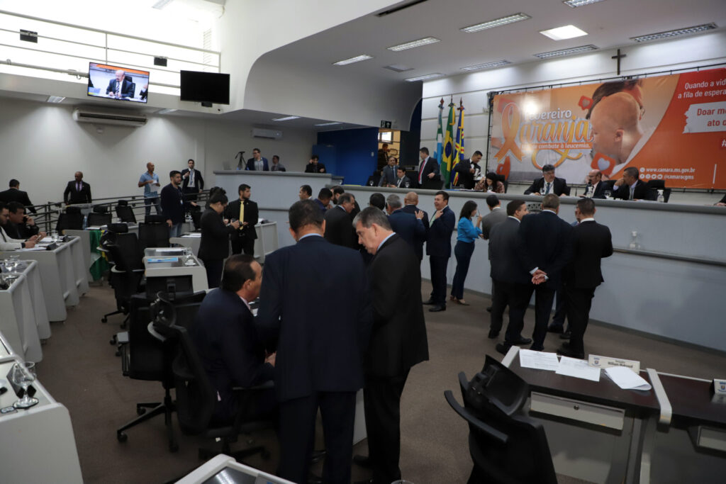 Três projetos de lei serão votados pelos vereadores na sessão de quinta-feira