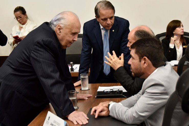 Três projetos estão pautados na Ordem do Dia desta quarta-feira