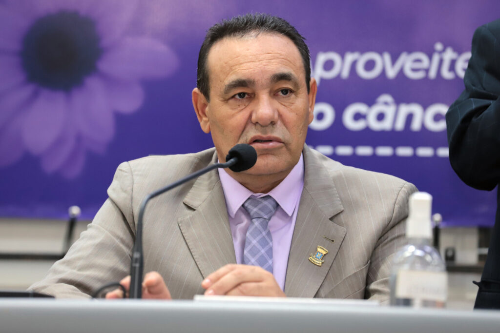 Vereador Carlão fala da importância da regularização fundiária, ocupação dos vazios urbanos e a construção de moradias populares