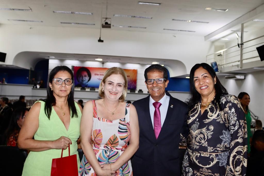 Vereador Edu Miranda participa da sessão solene em comemoração ao Dia Internacional da Mulher