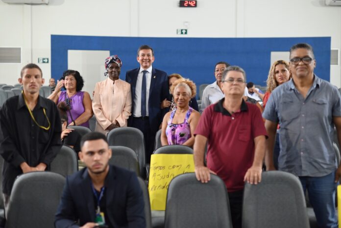 Vereador Villasanti consegue R$ 3,4 milhões para asfalto no Ramez Tebet  e moradores continuam sem o benefício