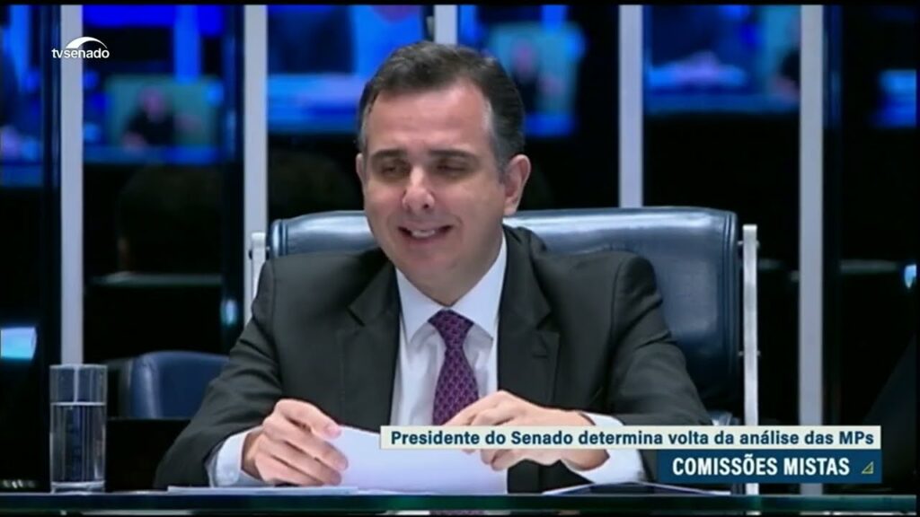 Vídeo: Pacheco determina volta de comissões mistas