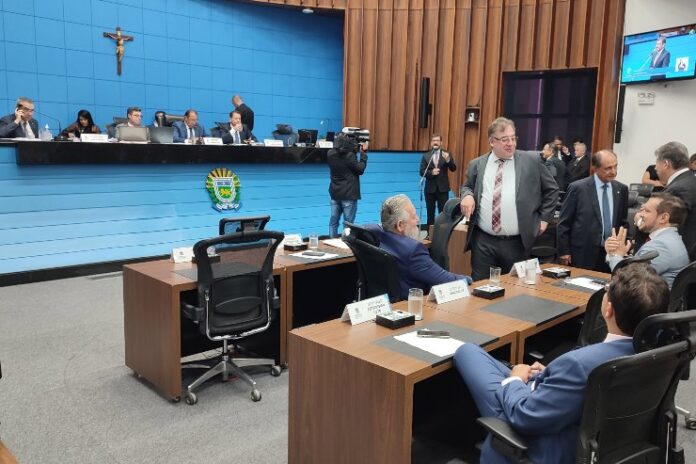 <b>Ordem do Dia:</b> Aprovada alteração em licença-maternidade para alta hospitalar