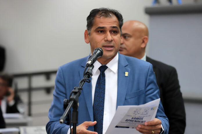 Betinho vai apresentar emenda para construção de uma república para acolhimento de jovens mulheres