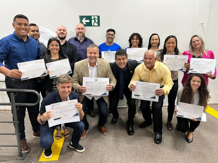 Beto Avelar faz homenagem para membros do 1º Conselho Municipal de Esporte e Lazer