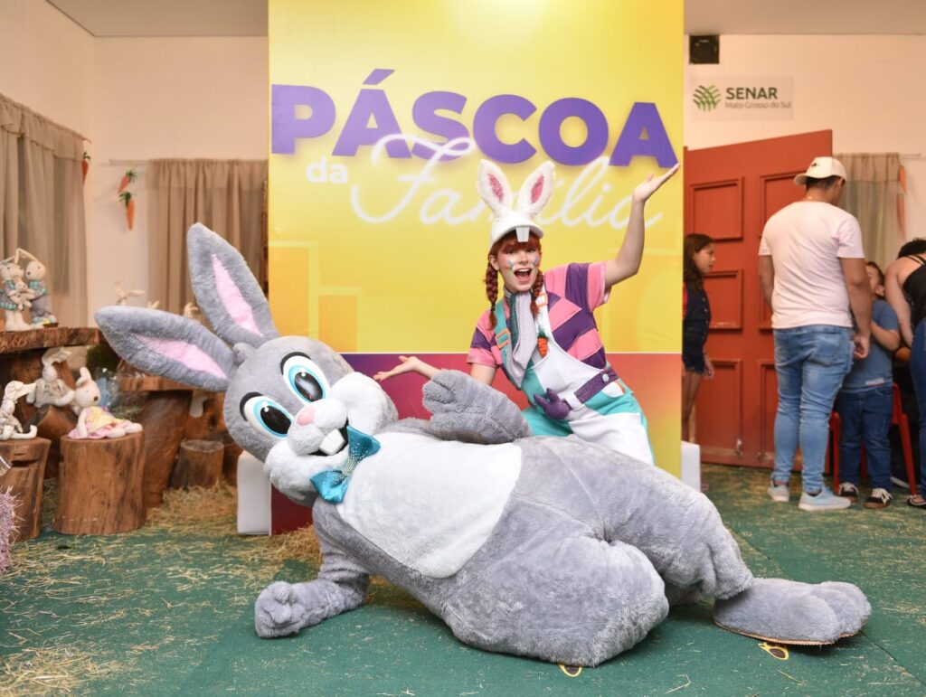 Cidade da Páscoa terá apresentação da Cia Fontinele e Chicão Castro nesta terça-feira