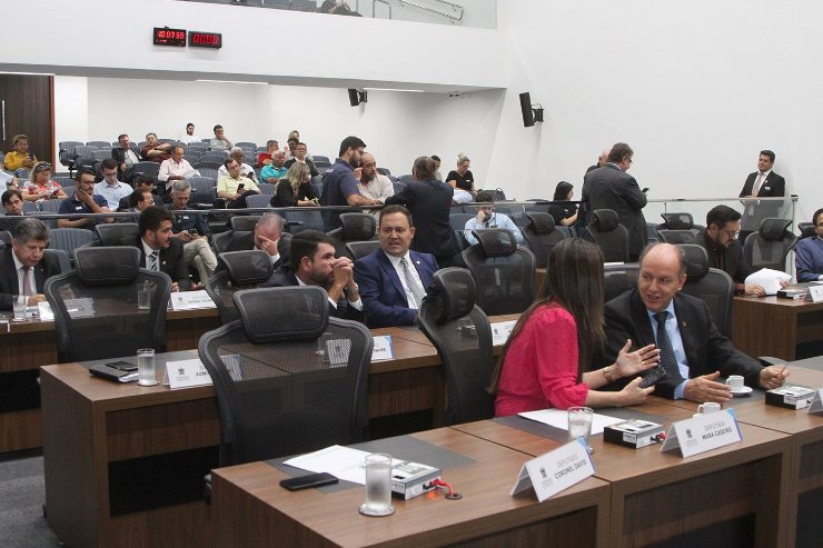 Deputados devem votar quatro projetos na sessão plenária desta quarta-feira