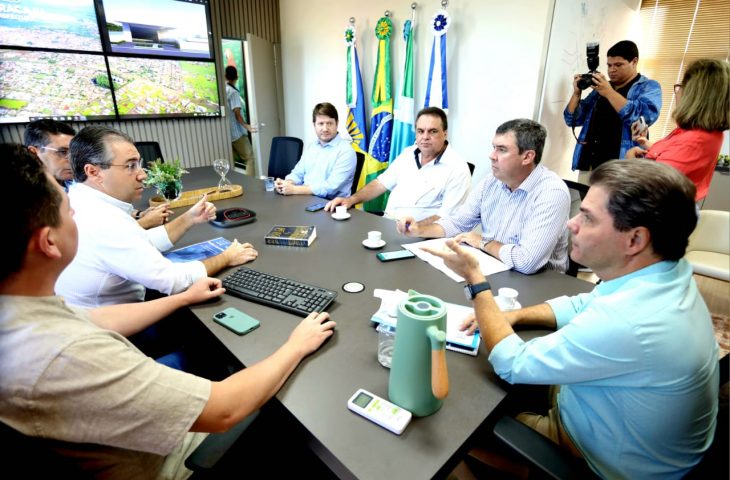 Governador atende demandas na área da saúde e infraestrutura em Maracaju