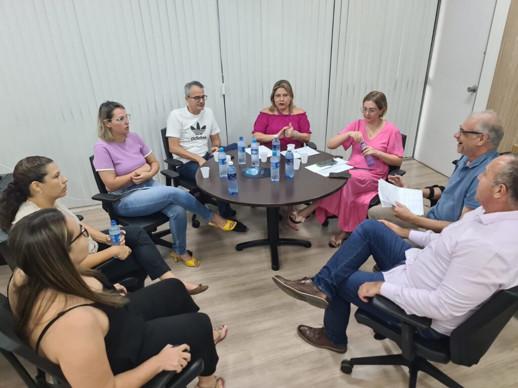 Governo cria Centro de Operações de Emergência para monitorar SRAG e Arboviroses em MS