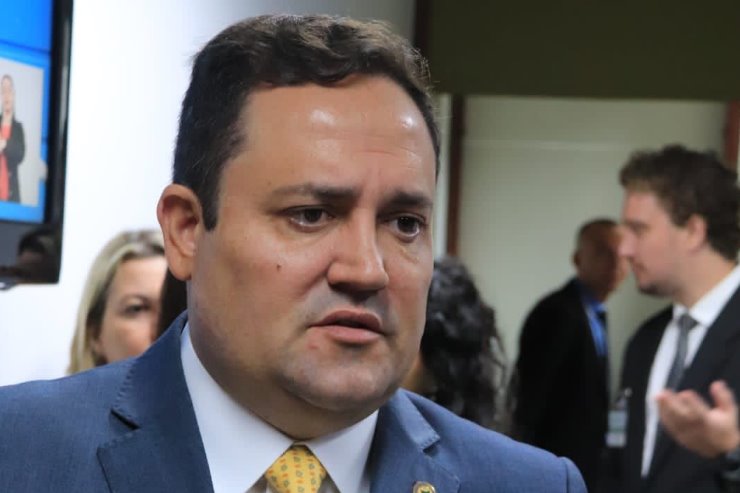 Marcio Fernandes pede treinamento antiterrorista e controle de pânico nas escolas