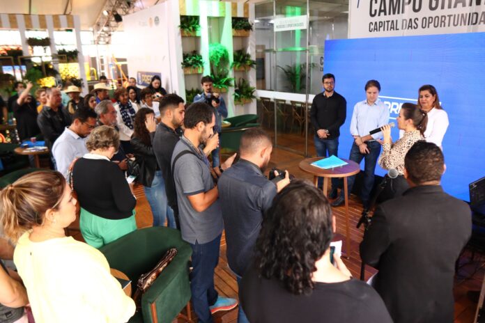Prefeitura e Sebrae assinam termo de cooperação para atualização do Plano Municipal de Turismo