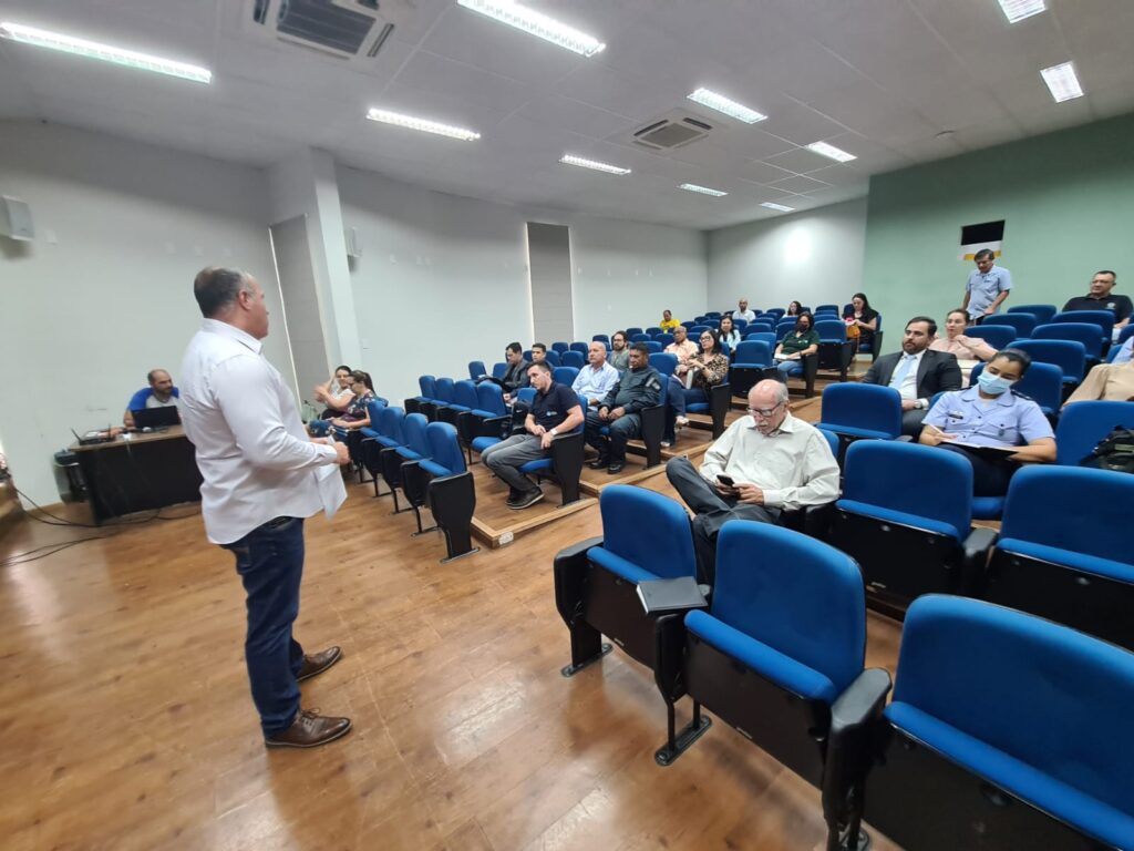 SES realiza ações estratégicas em parceria com instituições e secretários municipais de saúde