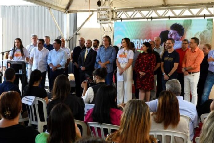 Seu Abraço Aquece: João Mattogrosso participou do lançamento de campanha do agasalho 2023