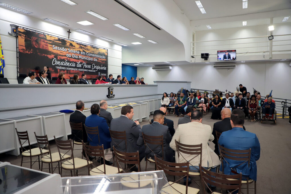 Solenidade homenageia indígenas em comemoração ao Dia dos Povos Originários