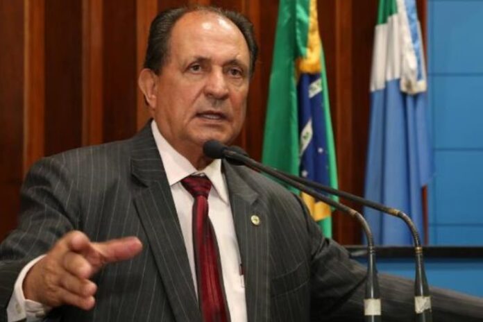 Zé Teixeira reivindica Roçadeira e Pulverizador para atender Ivinhema