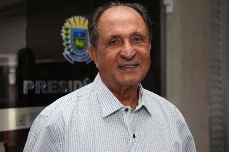 Zé Teixeira trabalha para viabilizar aparelhos de ar-condicionado em Nova Andradina