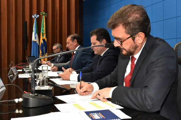 <b> Ordem do Dia:</b> Projeto que altera Regimento Interno da ALEMS é aprovado