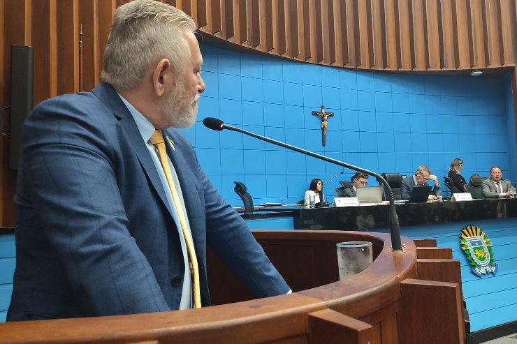 Parlamentares debatem proposta de combate às fake News