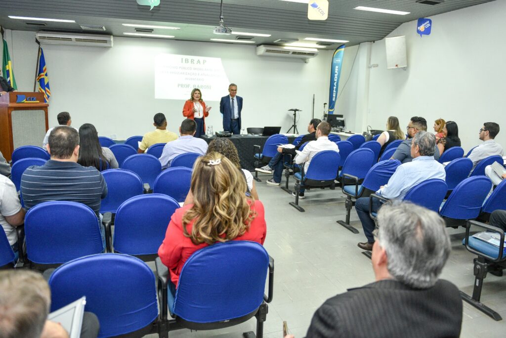 Prefeitura realiza curso de capacitação de Patrimônio Público Imobiliário para servidores 