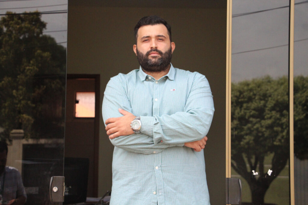 Primeiro da família com curso superior, Alisson se formou em Direito com apoio de programa do Governo
