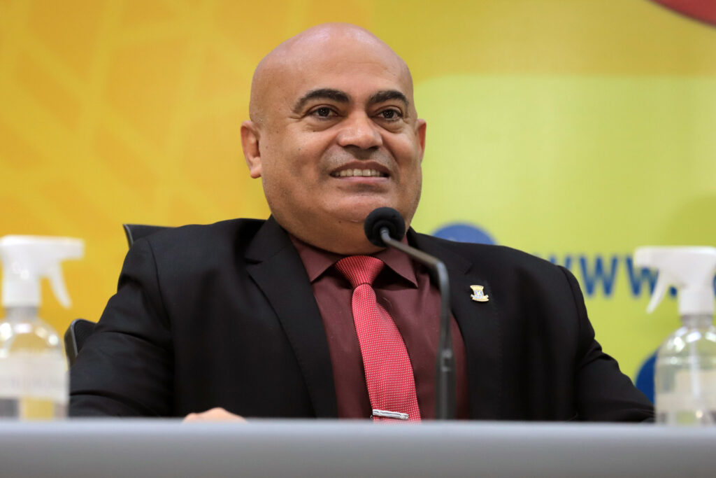 Sancionada lei de autoria do vereador Ronilço Guerreiro que cria o programa Escola Melhor
