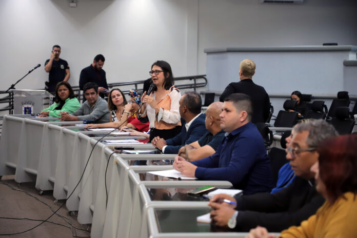 Segurança das pessoas em situação de rua foi tema de audiência pública na Câmara Municipal