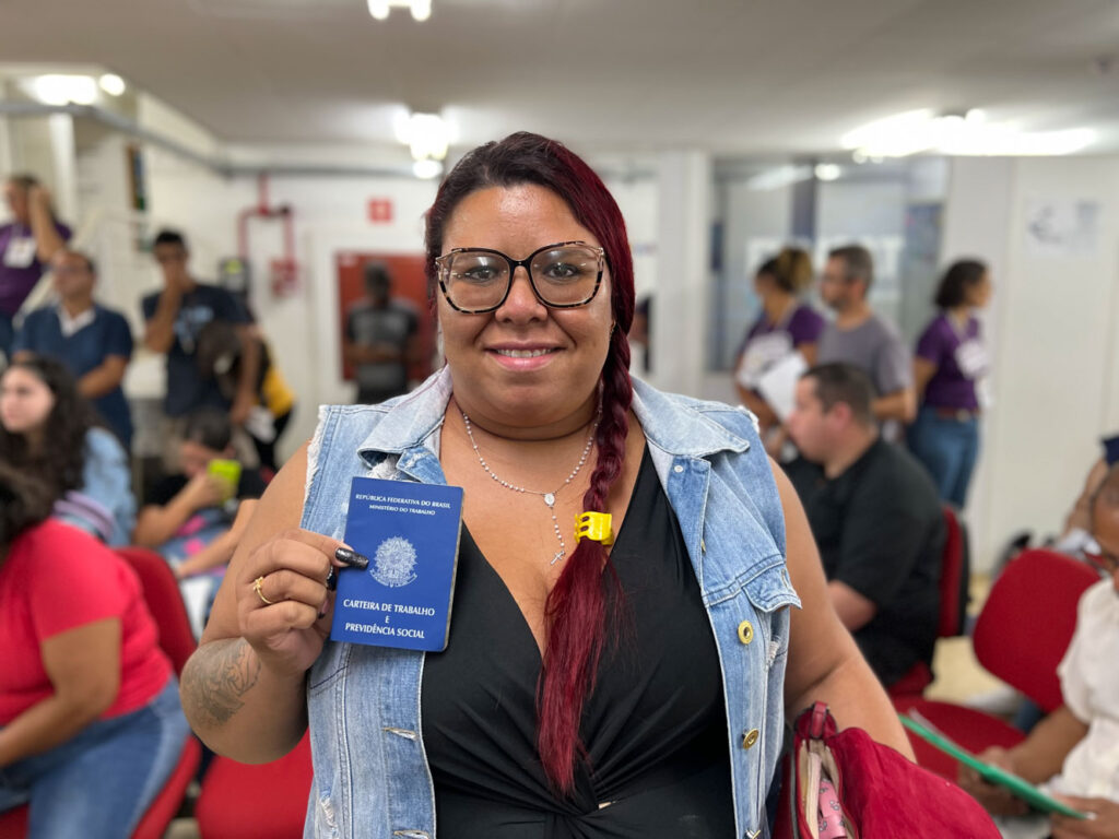 Seis em cada dez vagas de emprego não pedem experiência nesta quarta-feira